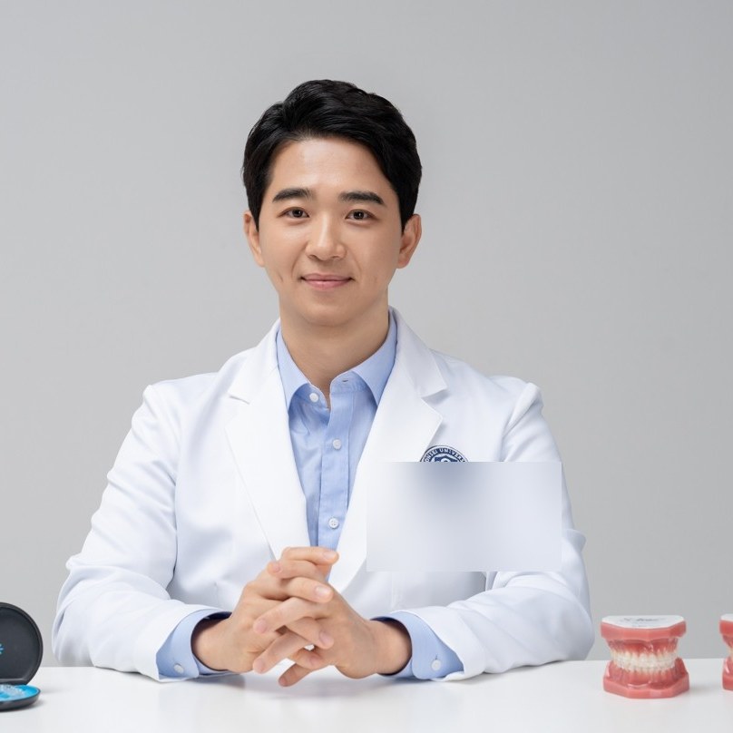 인천 구월동에서 투명교정, 하루 몇 시간 착용해야 할까 관련 연세반트교정치과 실사 이미지